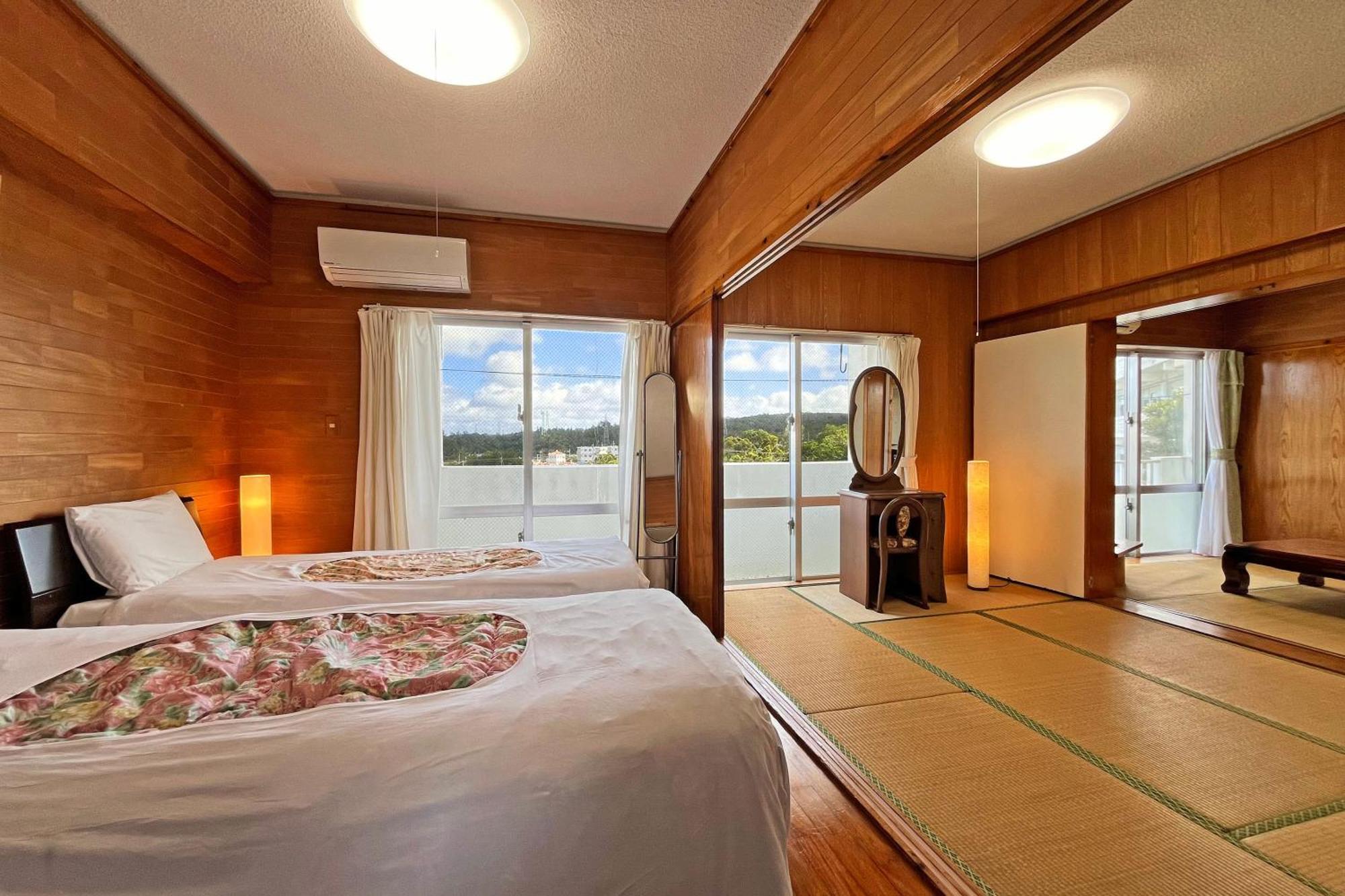 Crystal Inn Onna Εξωτερικό φωτογραφία