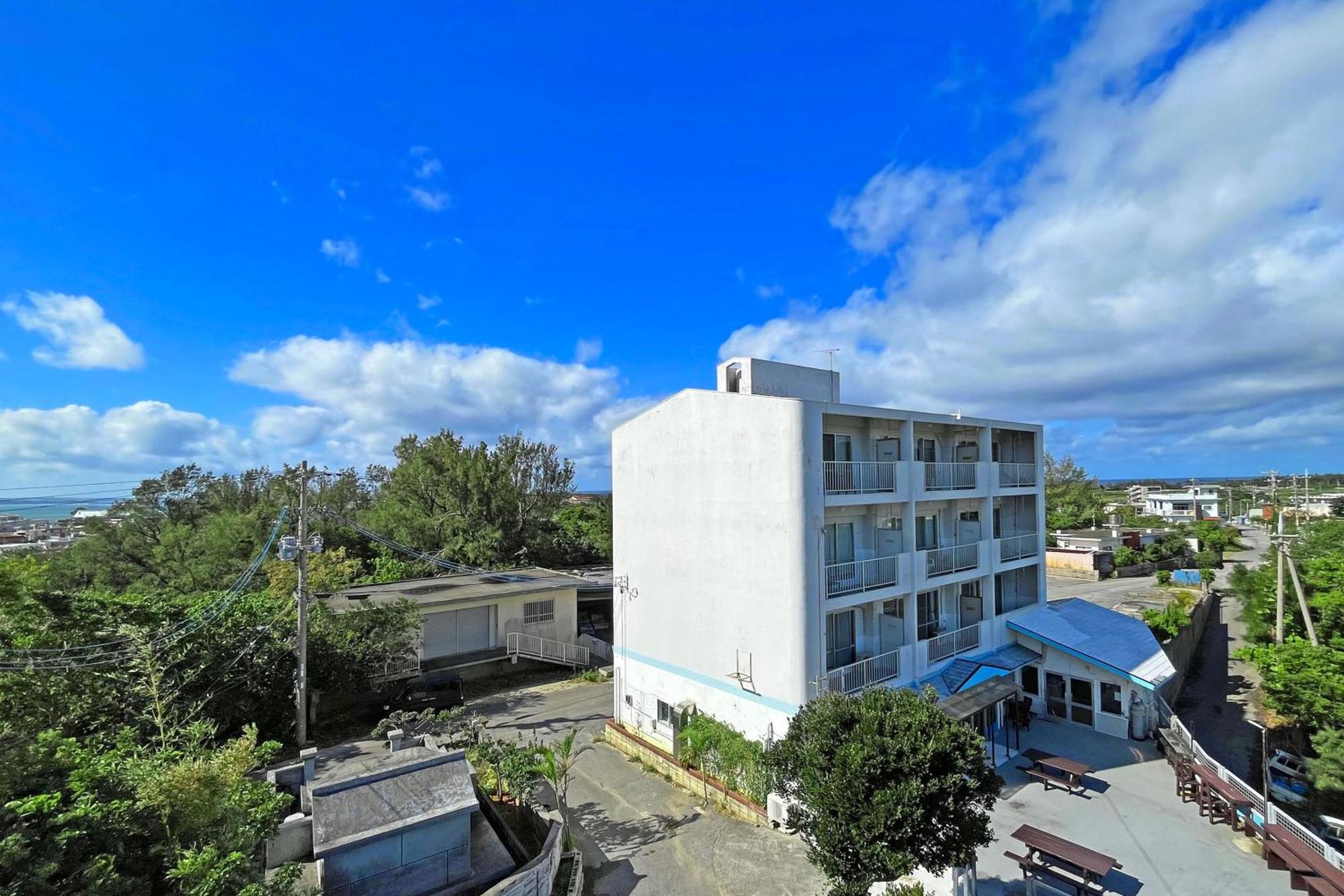 Crystal Inn Onna Εξωτερικό φωτογραφία